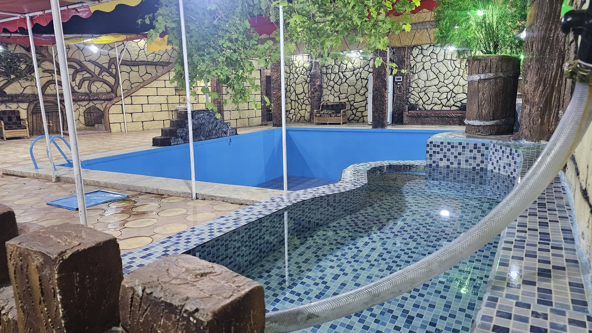 مََّسبِحٌ أّلَمَنِصٌوِر أّلَعٌأّئلَيِّ