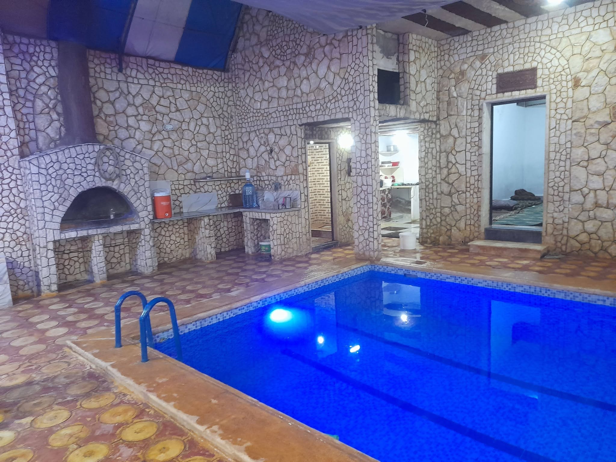 مسبح الصناع