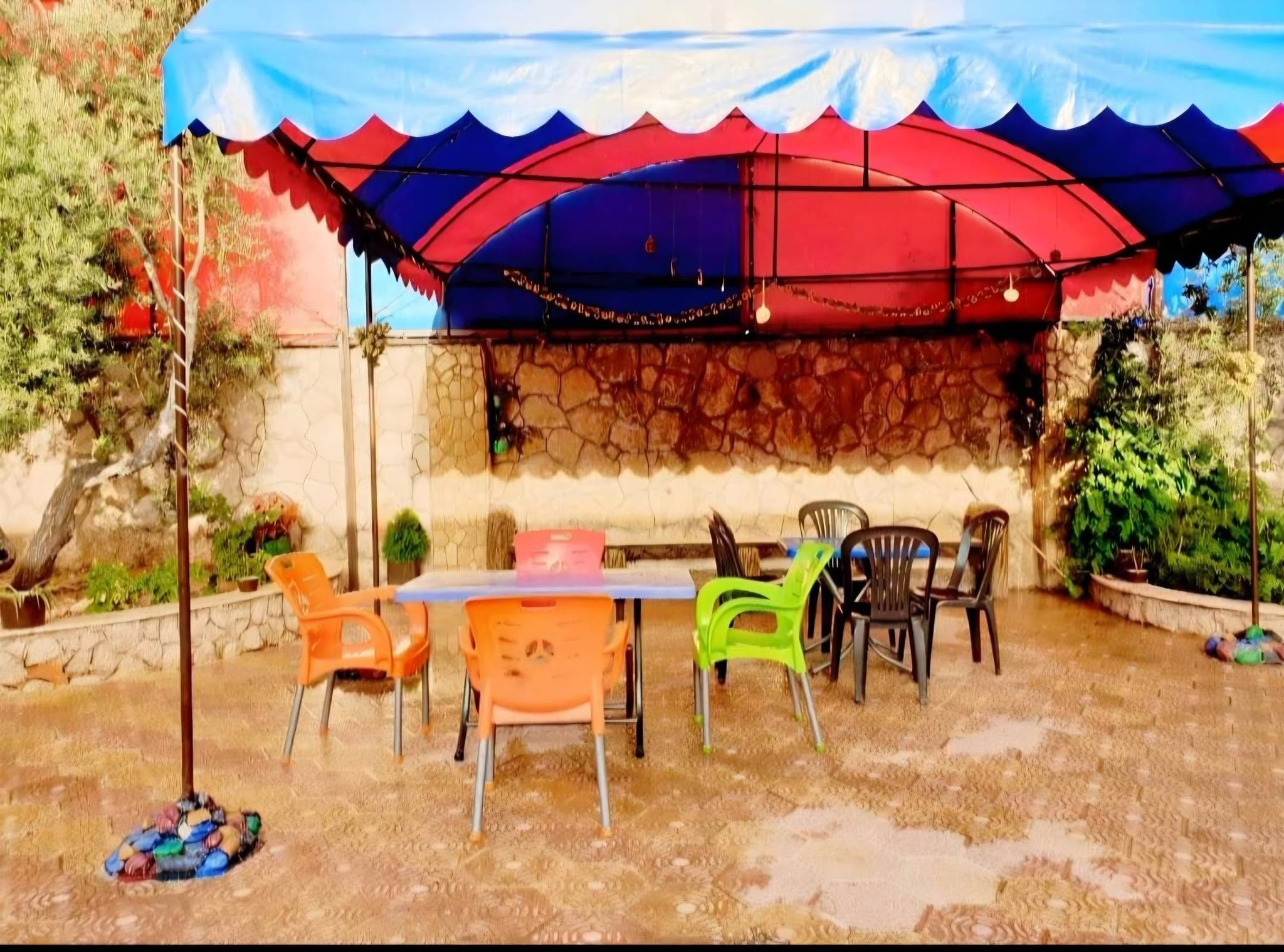 مسبح عطر الشام